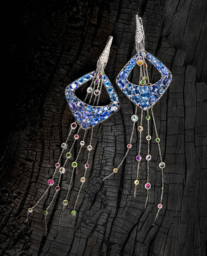 手飾、胸針、項(xiàng)鏈、耳環(huán)、戒子